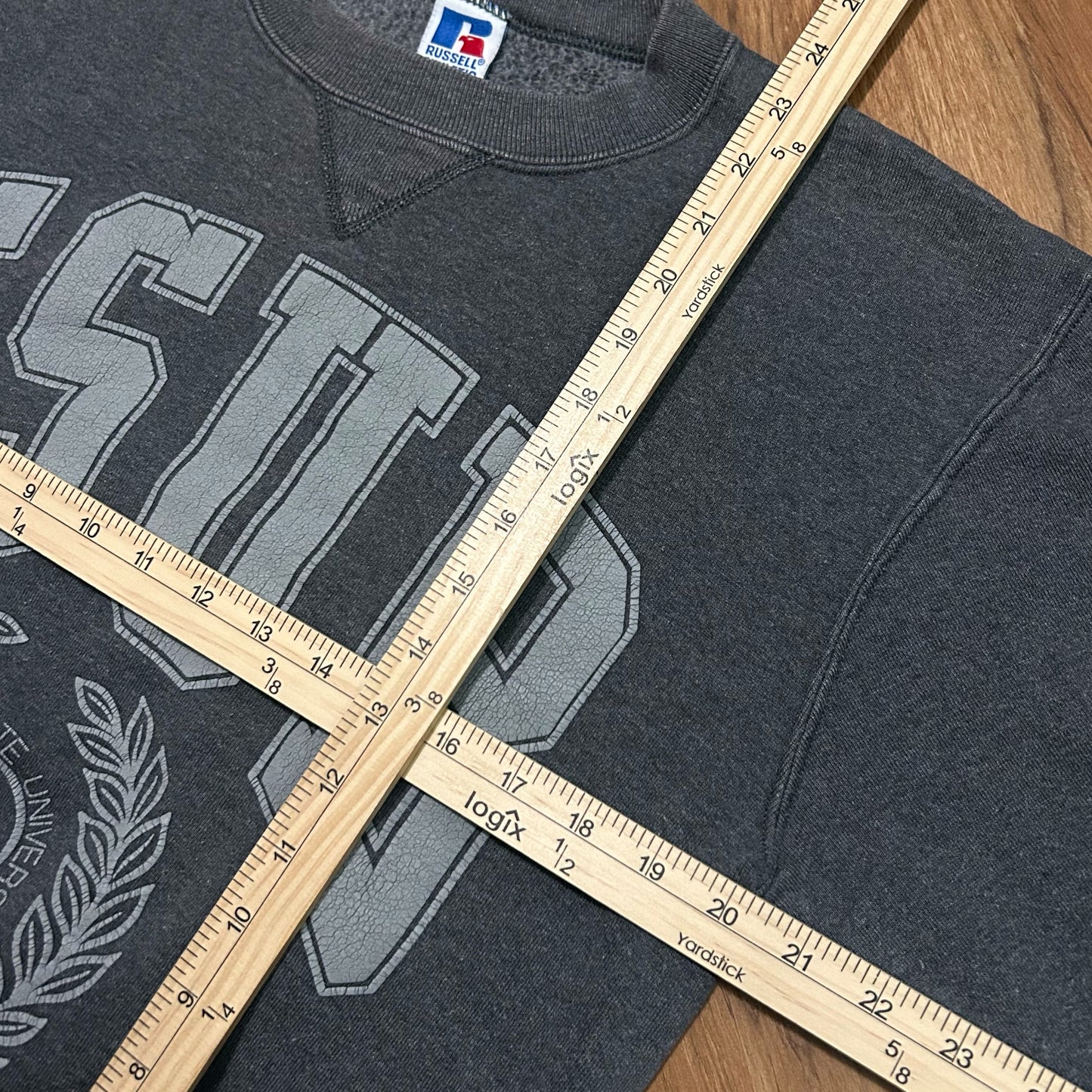 (M) Vintage 90s Russell Athletics Cal State Bakersfield Grey Pullover Crewneck