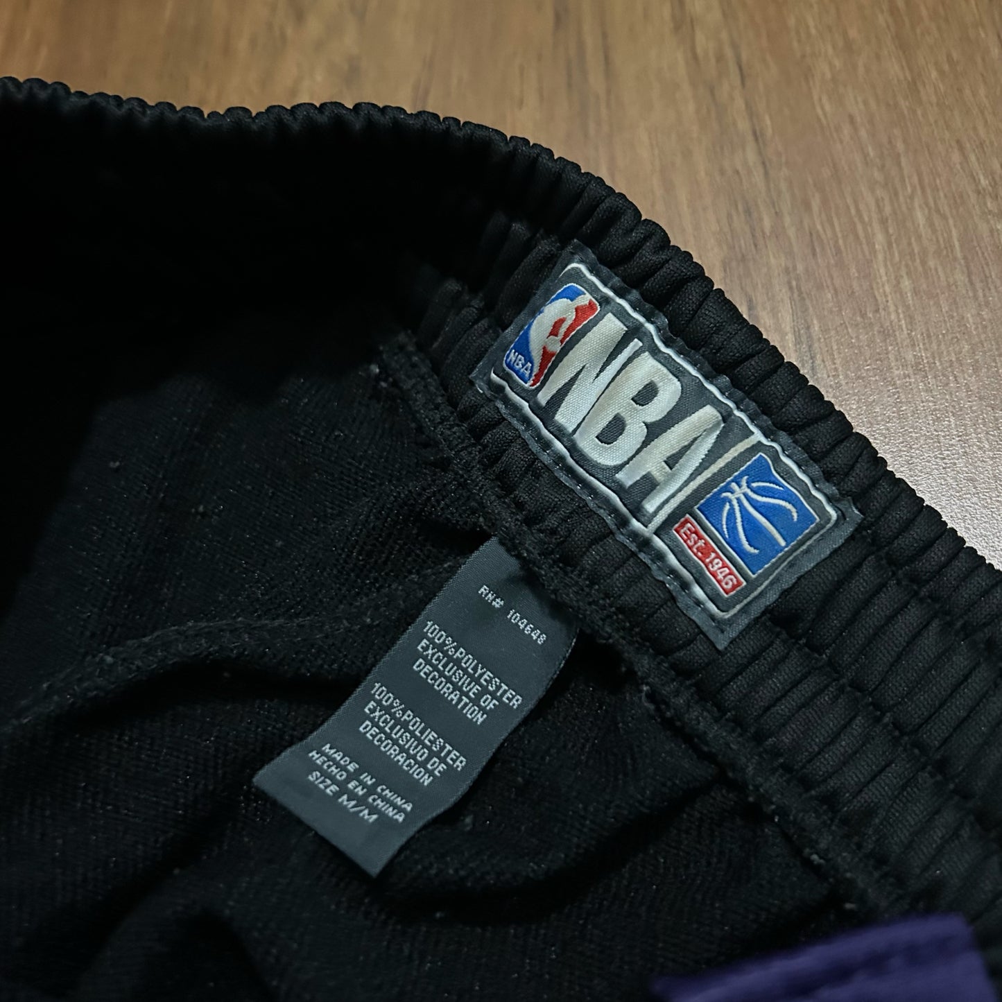 (M) Vintage Y2K NBA Los Angeles Lakers Tear-Away Baggy Track Pants