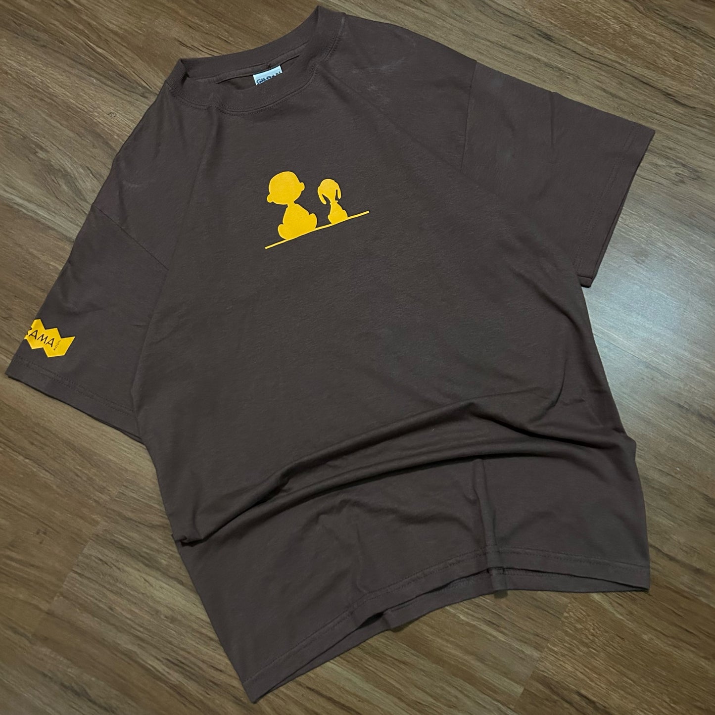 (M) Vintage Y2K Peanuts Charlie Brown & Snoopy Brown Graphic T-Shirt
