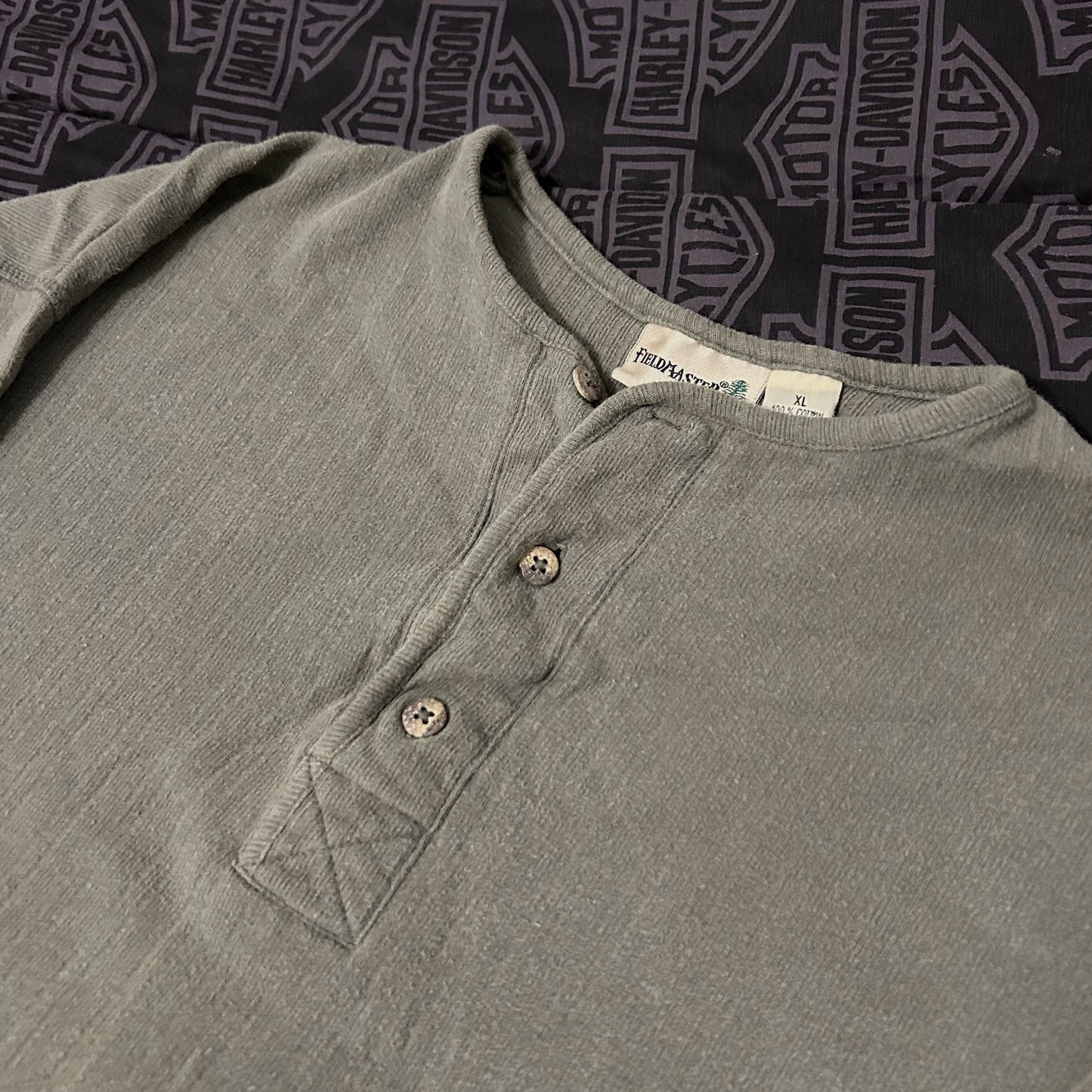 (XL) Vintage Fieldmaster Light Olive Green Heavy Ribbed Henley Longsleeve Shirt