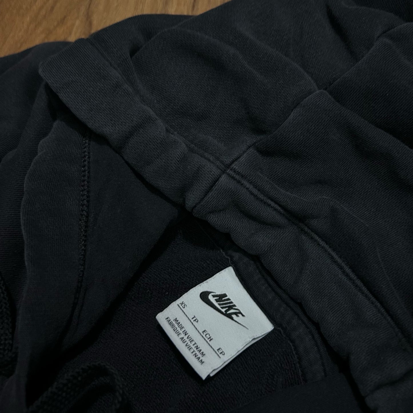 (XS) Modern Nike Sportswear Black Pullover Hoodie
