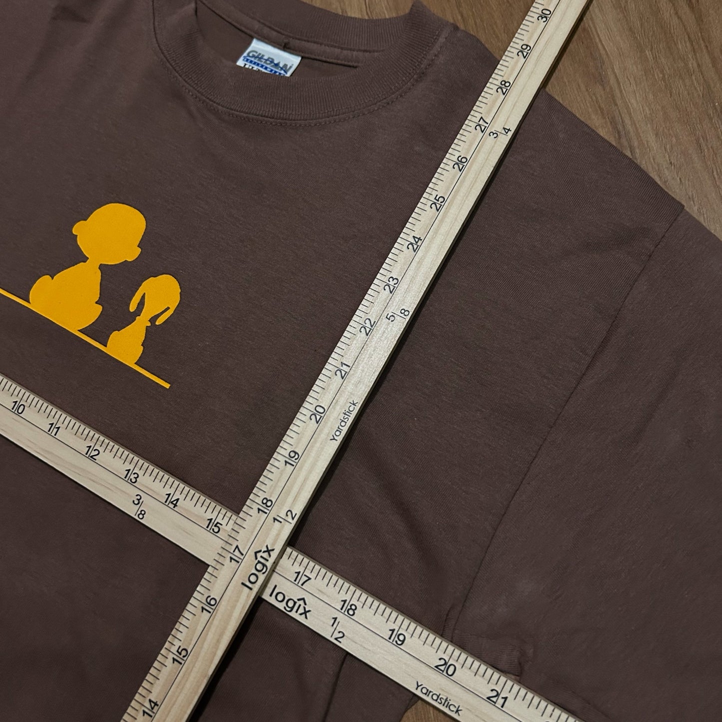 (M) Vintage Y2K Peanuts Charlie Brown & Snoopy Brown Graphic T-Shirt