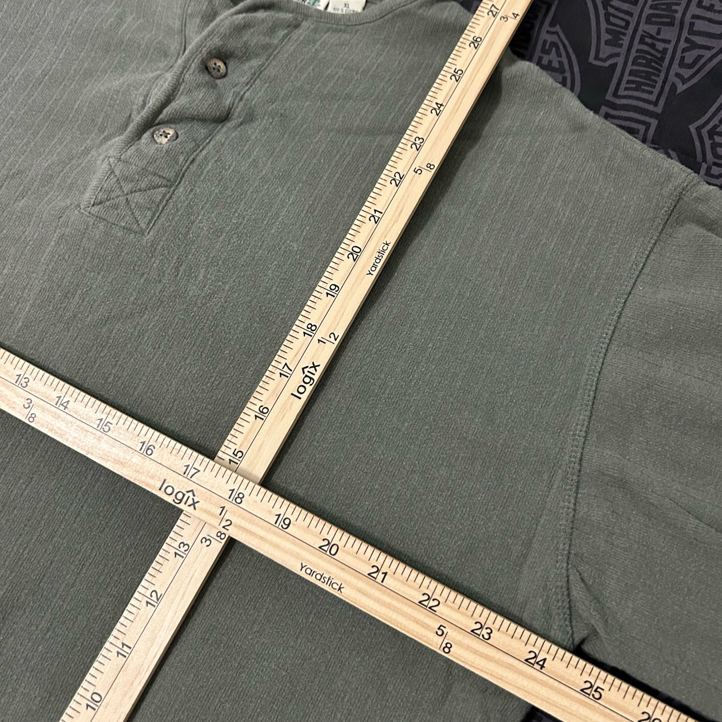 (XL) Vintage Fieldmaster Light Olive Green Heavy Ribbed Henley Longsleeve Shirt