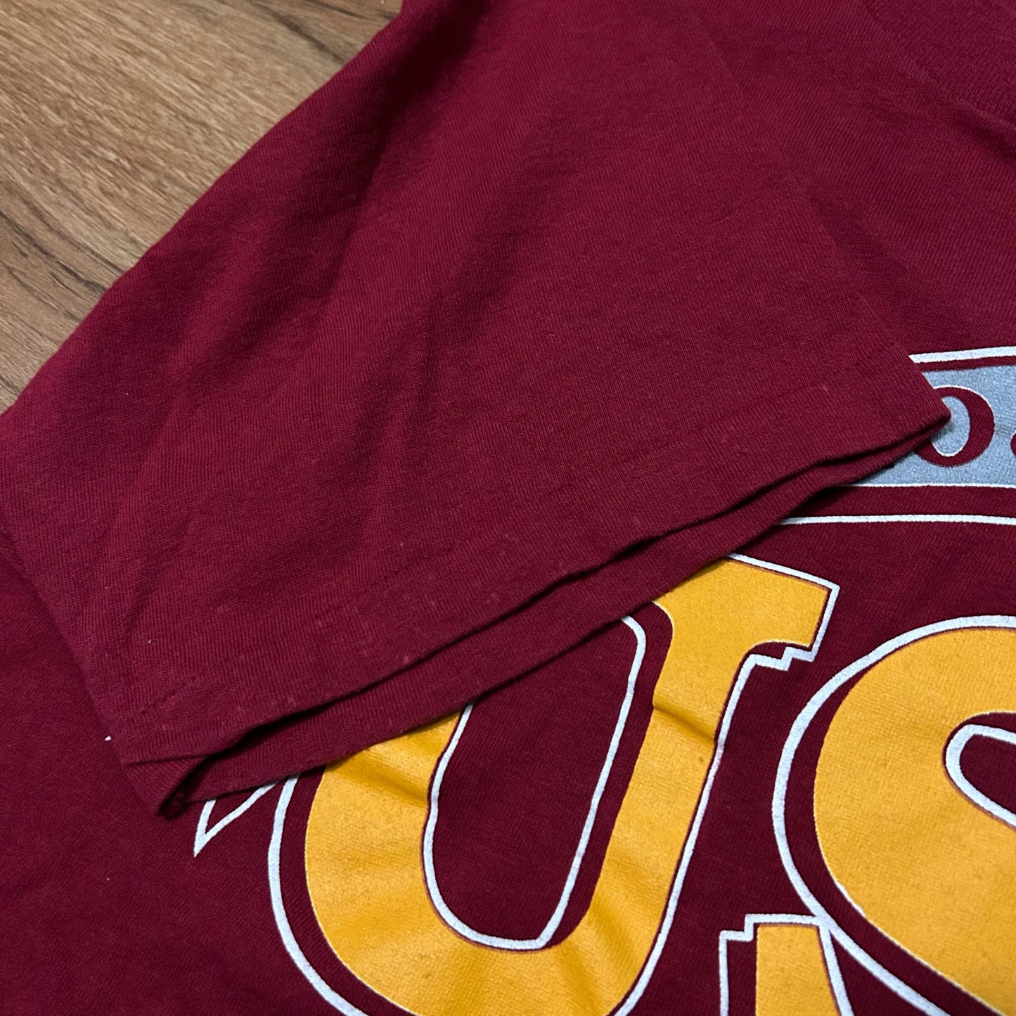 (L) Vintage 90s Logo 7 USC Trojans Single Stitch Red T-Shirt