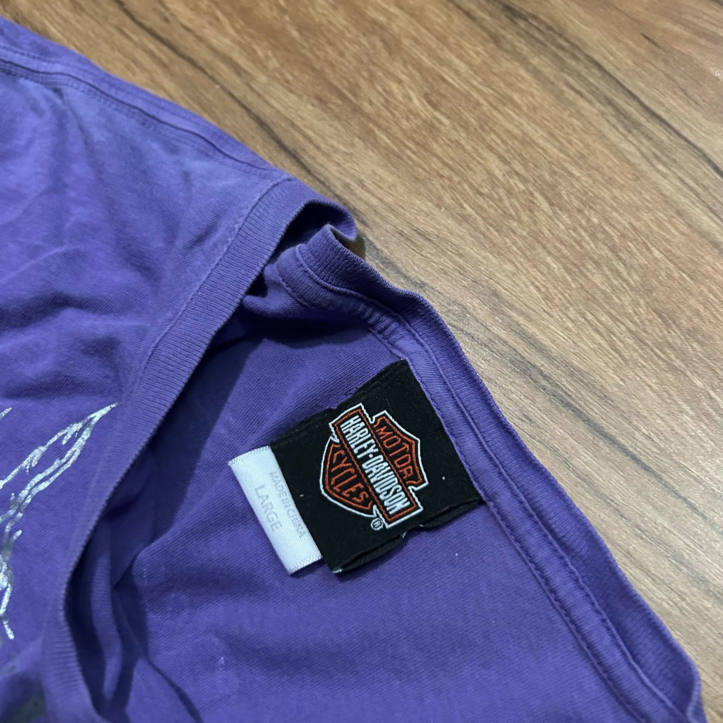 (Women's L) Vintage 2000s Women's Harley Davidson Galesburg Purple Shirt