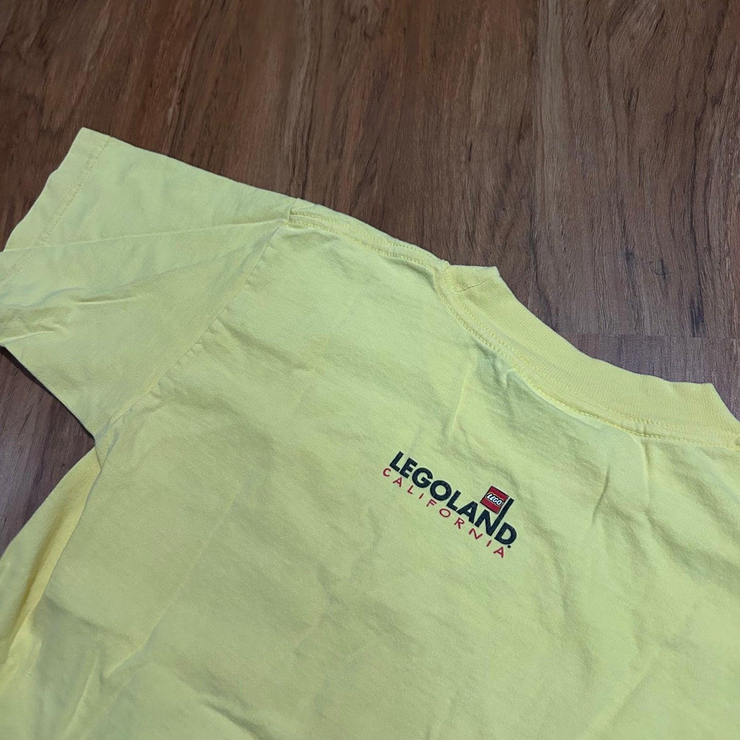 (Kids S) Vintage 90s Legoland California Yellow Graphic T-Shirt