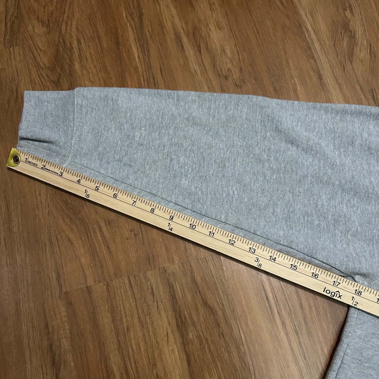(M) Y2K Cross Knife Grey Zip-Up Hoodie