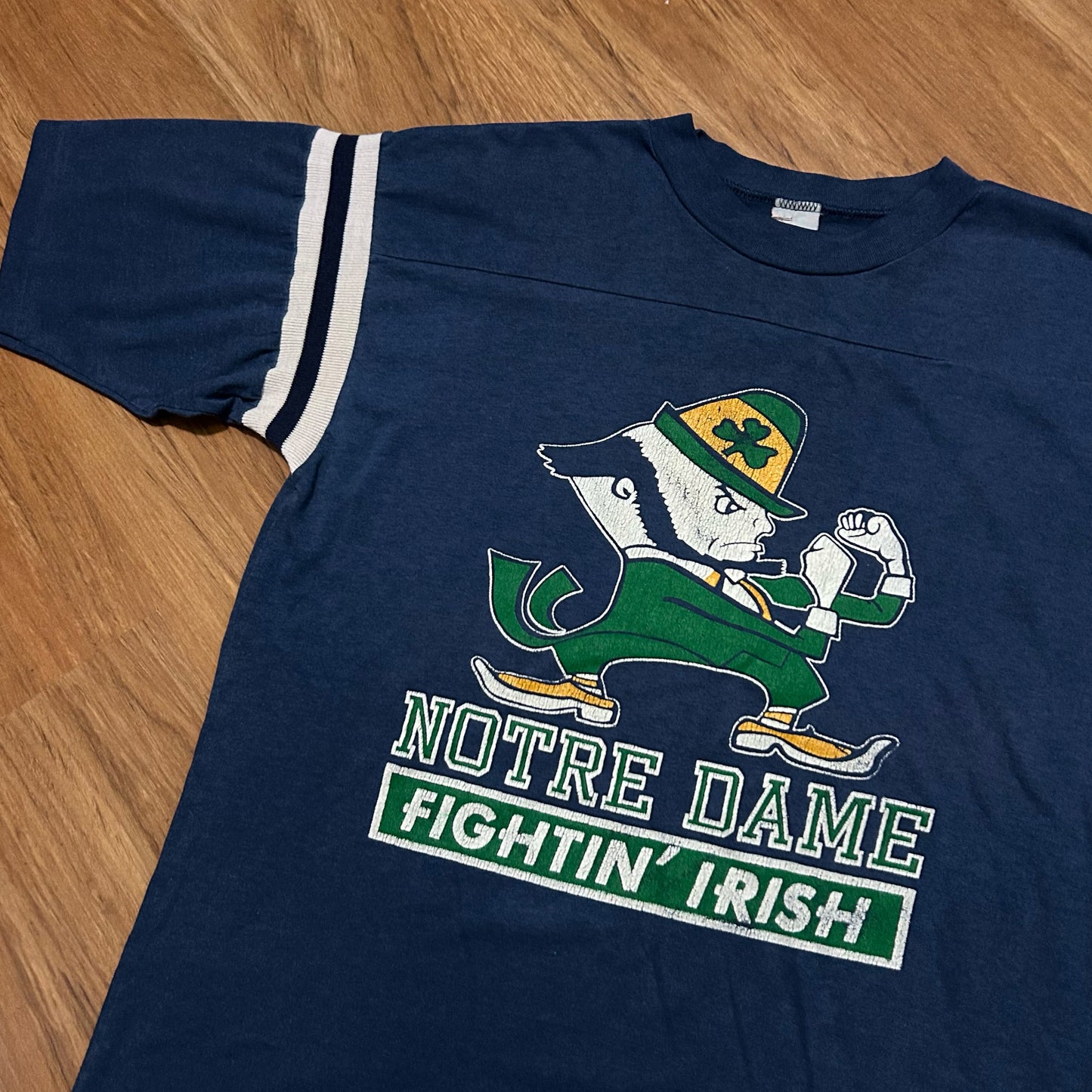 (S/M) Vintage 90s Notre Dame Fighting Irish Single Stitch Jersey Stripe T-Shirt