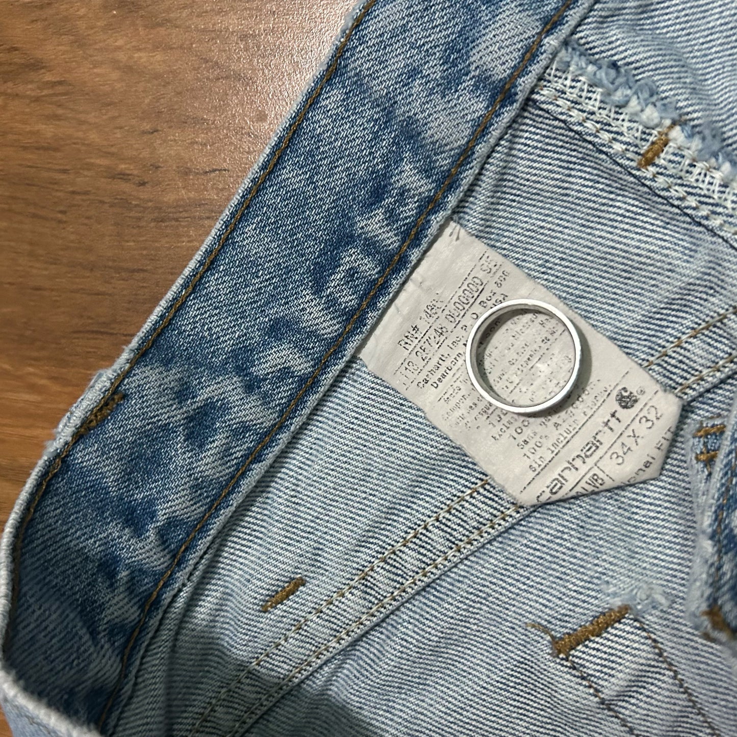 (34) Carhartt Traditional Fit Denim Workwear Jeans