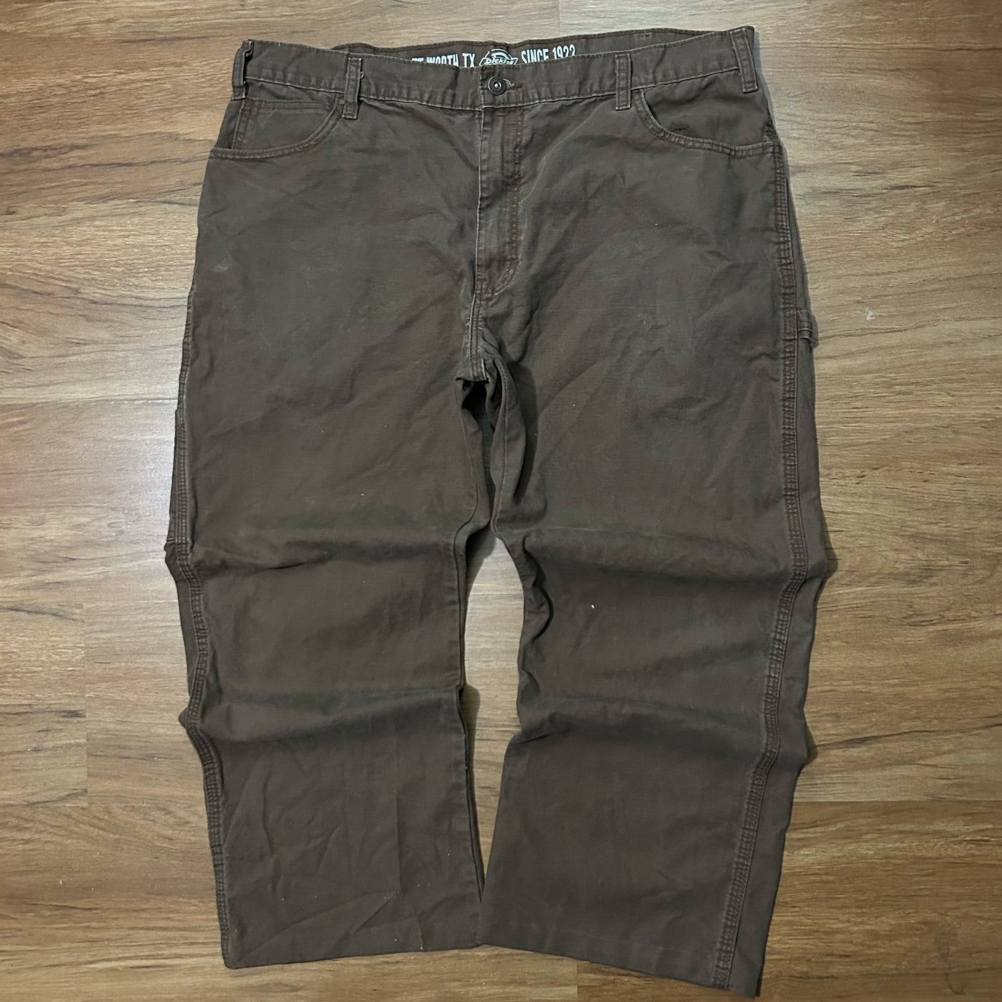 (33) Y2K Dickies Relaxed Brown Carpenter Pants