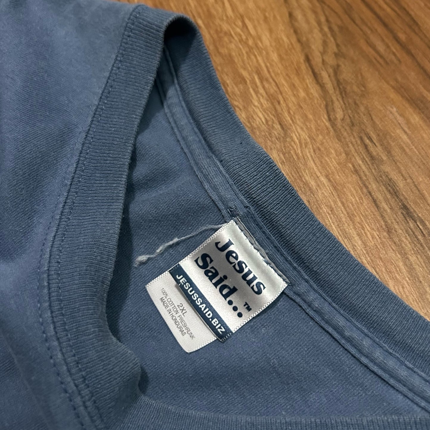 (XXL) Vintage 2000s Guys Rule Prayer Blue T-Shirt
