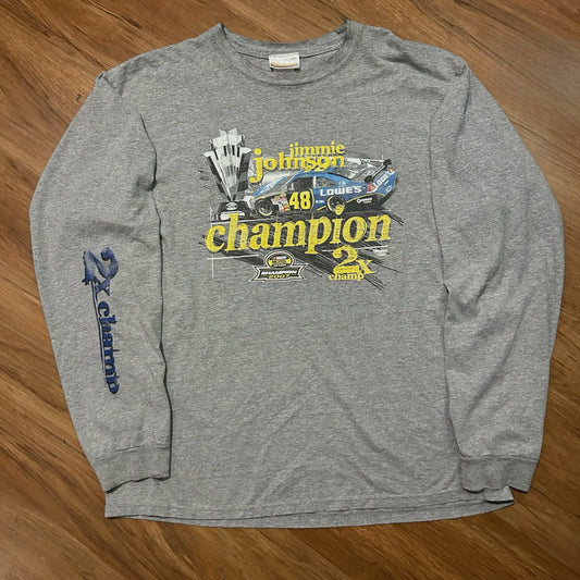 (XL) Y2K Chase Authentics Nascar Jimmie Johnson Grey Graphic Longsleeve Shirt