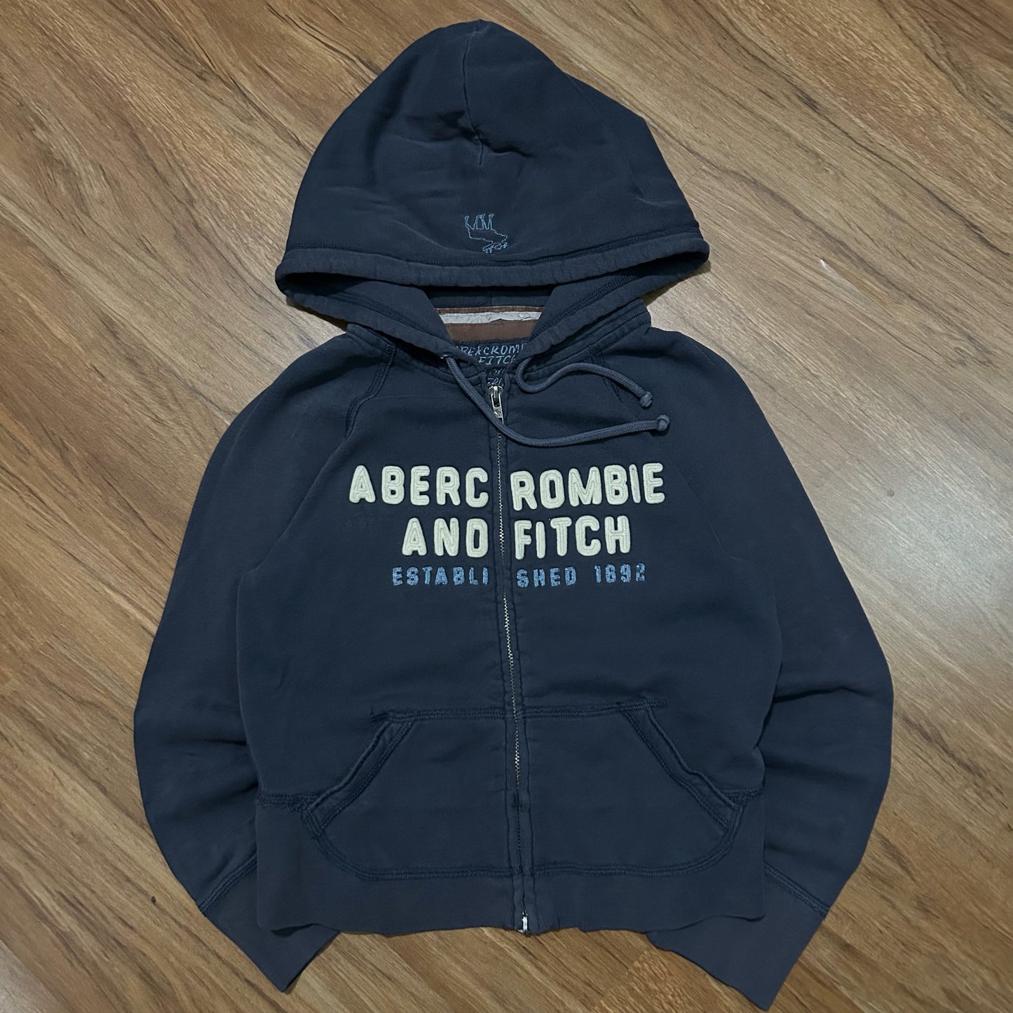 (Women M) Y2K Abercrombie & Fitch Embroidered Navy Full Zip Hoodie