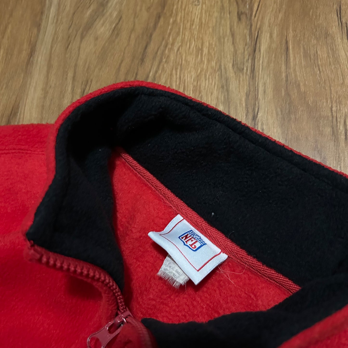 (L) Vintage Y2K NFL Tampa Bay Buccaneers Red Quarter-Zip Fleece