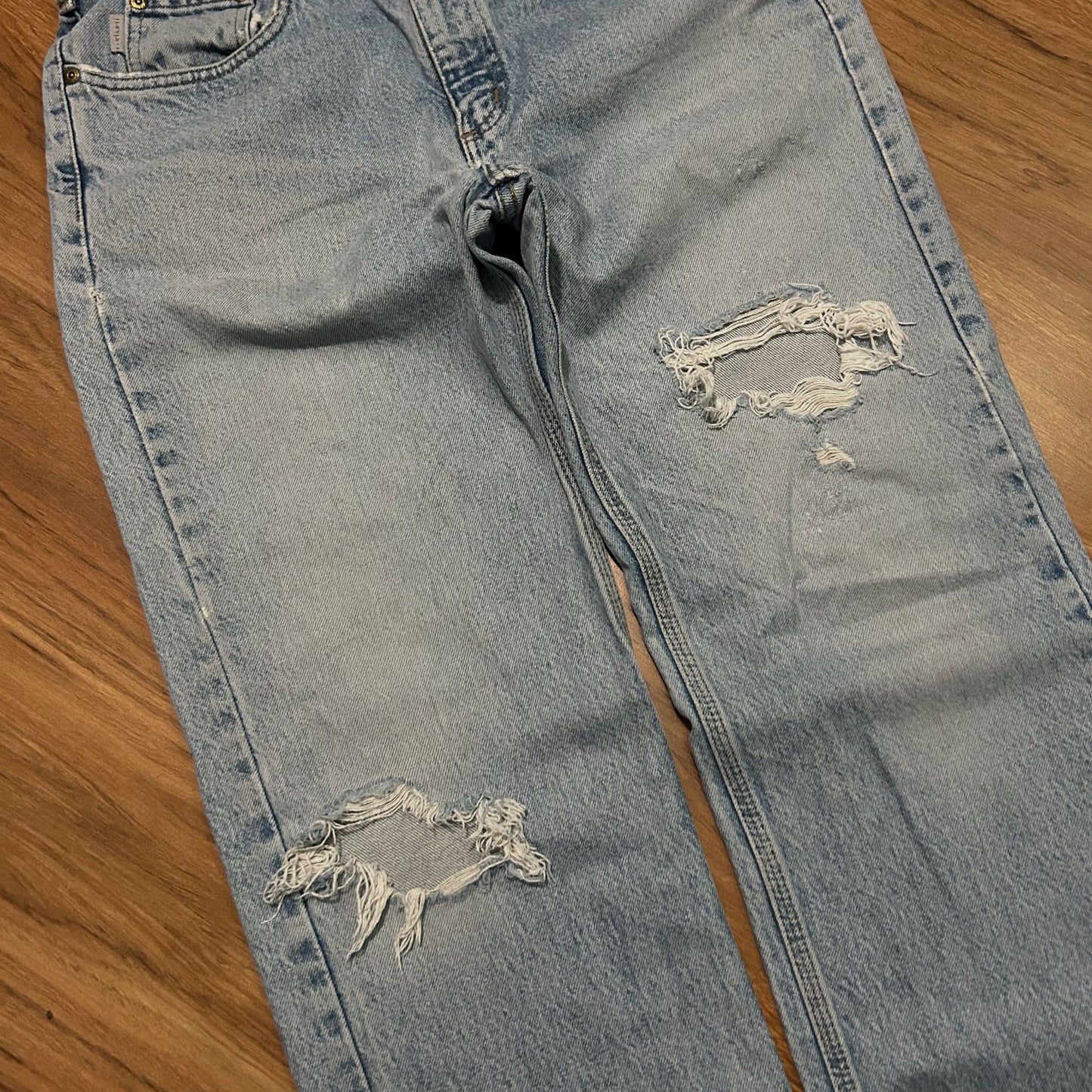 (34) Carhartt Traditional Fit Denim Workwear Jeans