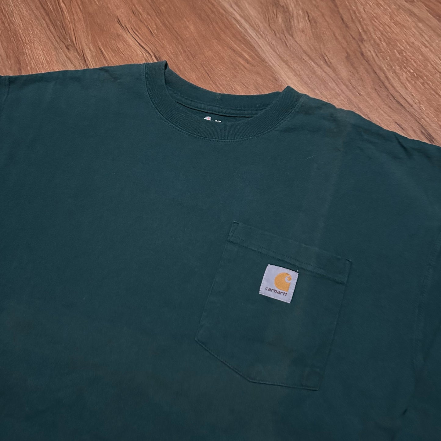 (L) Carhartt Loose Fit Heavyweight Long Sleeve Green Pocket T-Shirt