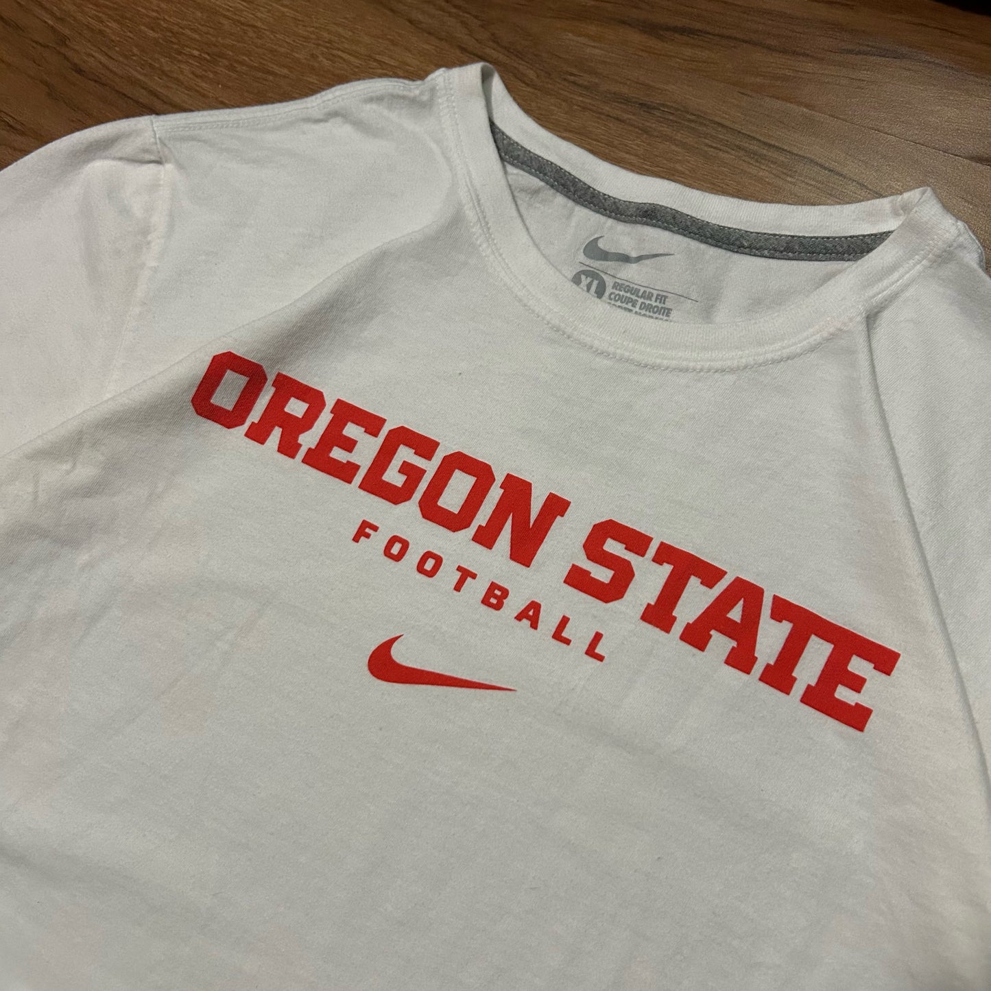 (XL) Nike Sportswear Oregon State Football White T-Shirt