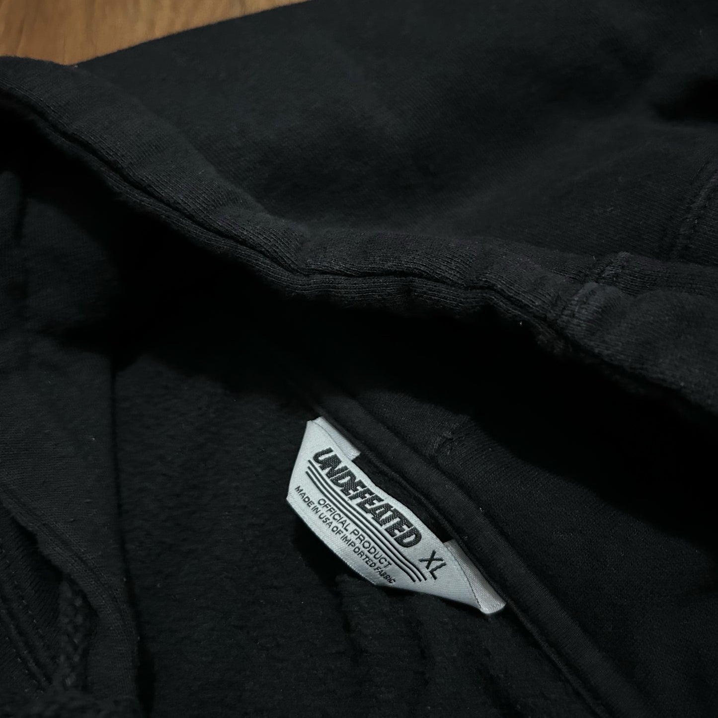 (XL) Undefeated 5 Strike Icon Pullover Black Hoodie