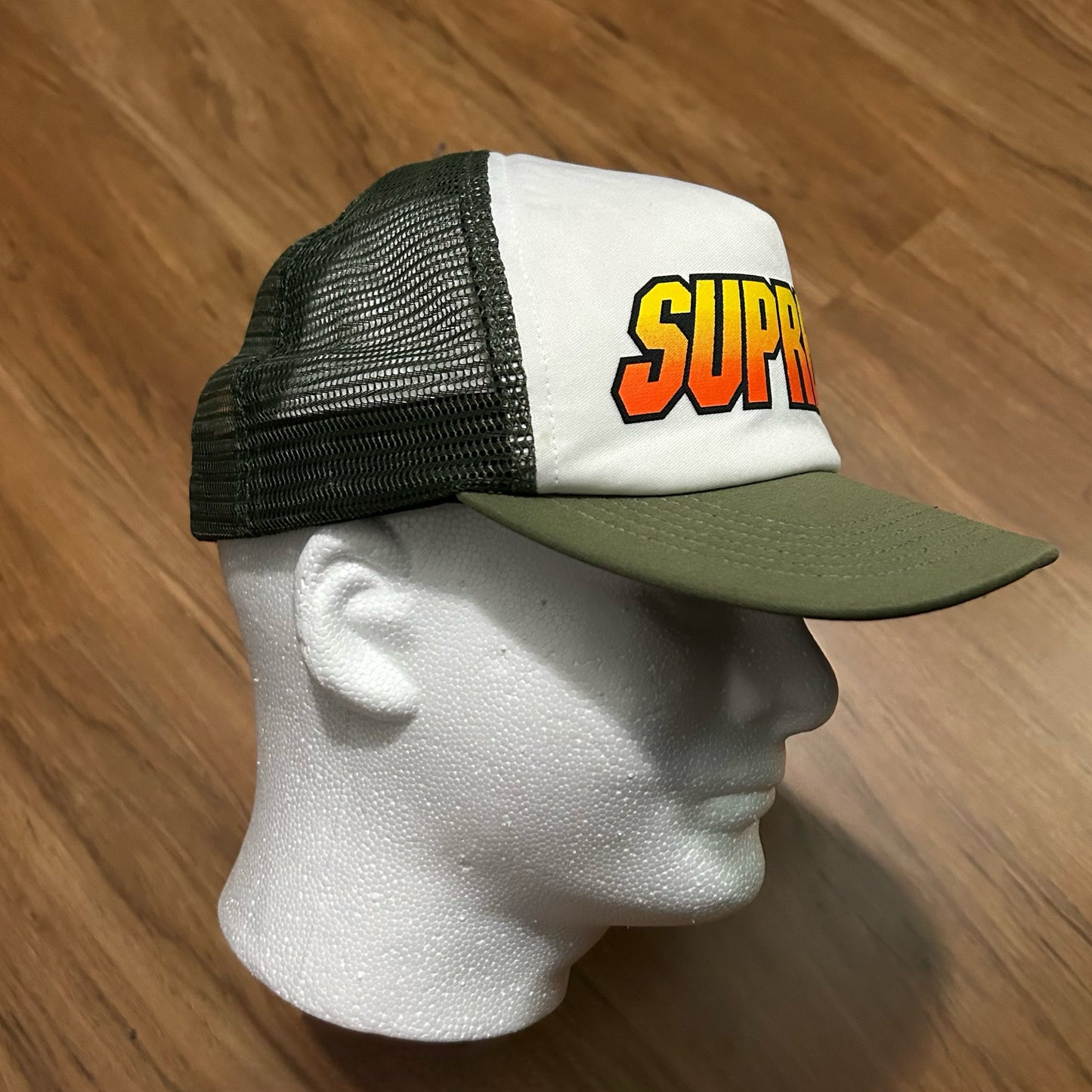 (OS) Supreme Gradient Mesh Snapback SS24 Hat