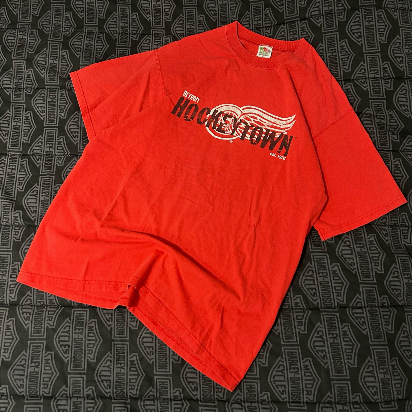 (L) Vintage Detroit Red Wings Hockeytown "You've Gotta Have Goals" Red Graphic T-Shirt
