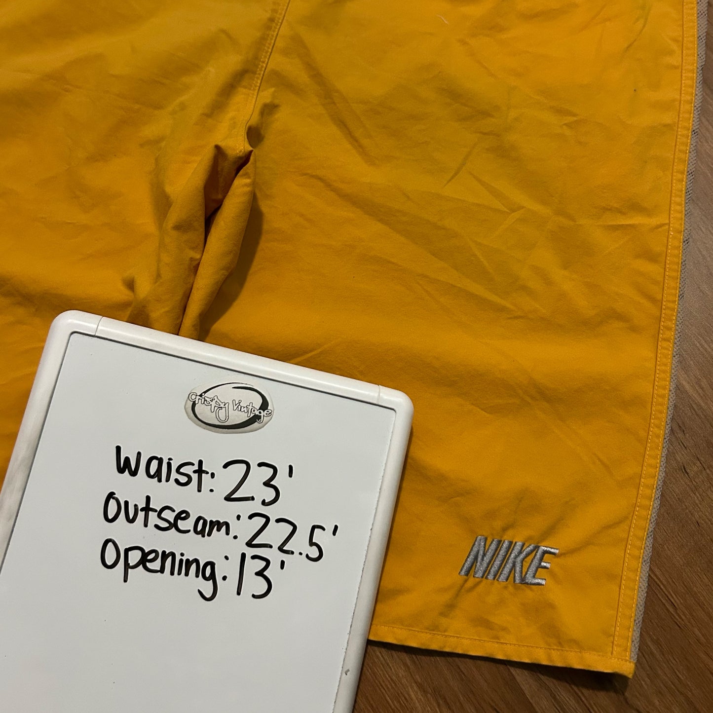 (XL) Vintage Y2K Nike Yellow Board Shorts