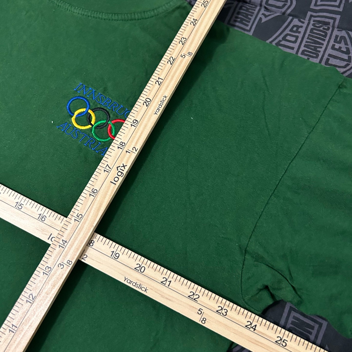 (XL) Vintage 90s Innsbruck Austria Olympics Embroidered Green T-Shirt