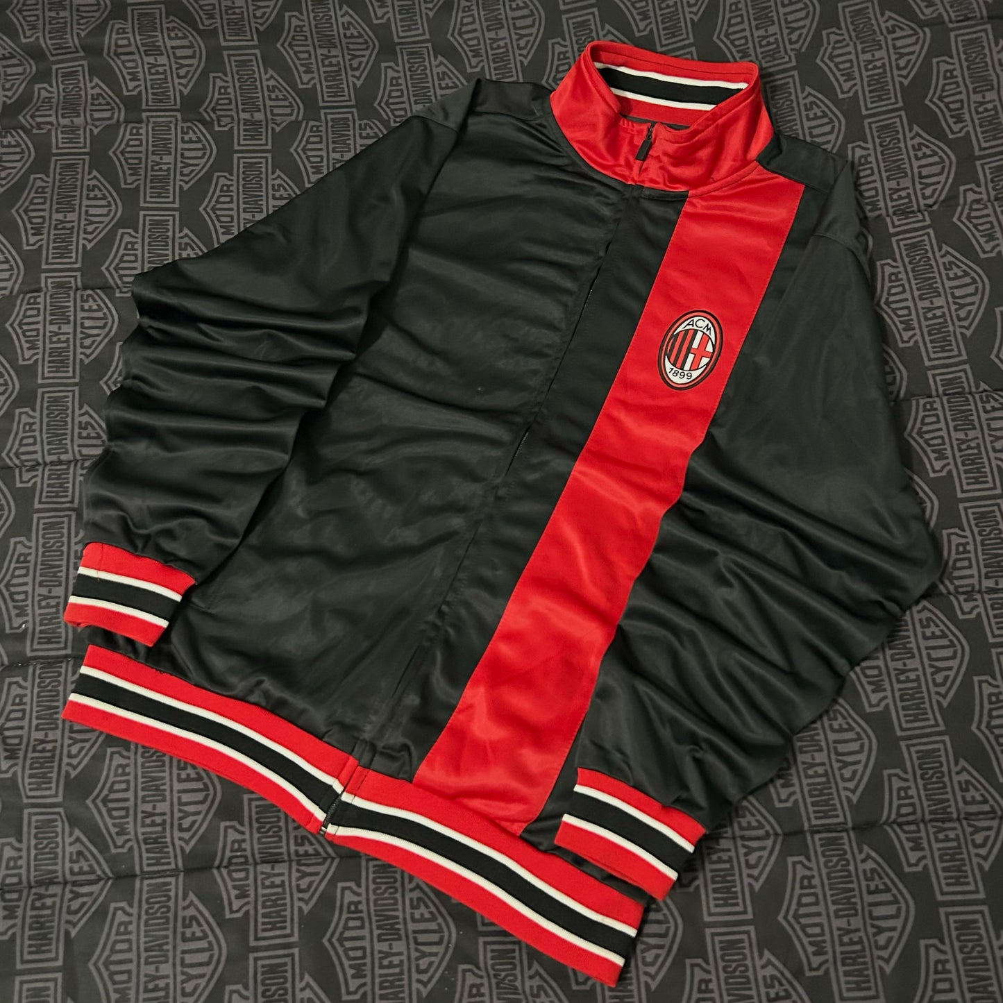 (M) Vintage Rhinox AC Milan Official Licensed Full Zip Soccer Track Jacket