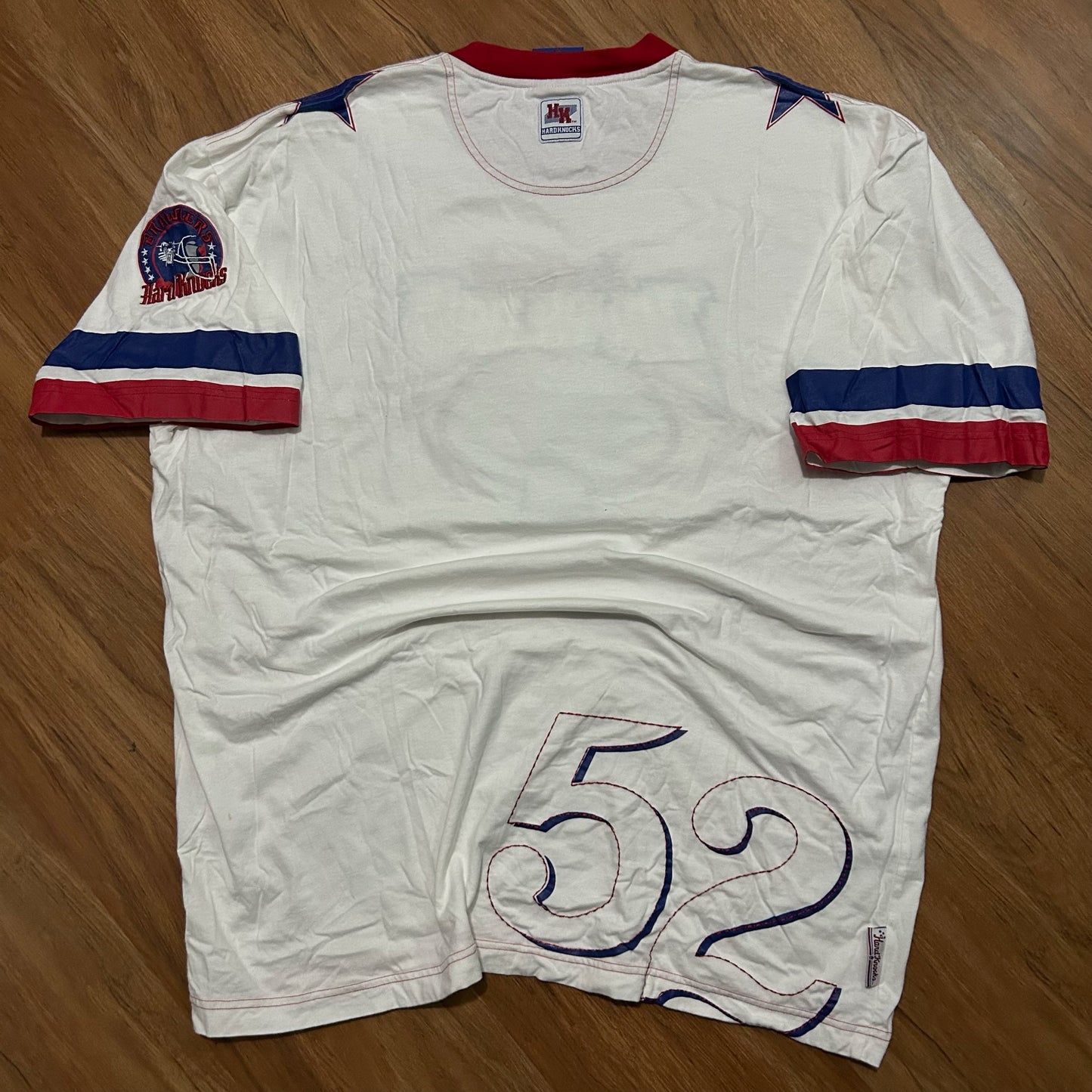(XXL) Vintage 2000s Hard Knocks Brawlers #52 White Graphic T-Shirt