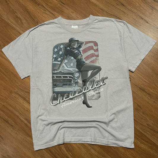 (L) Vintage Chevrolet America's Choice Pin Girl Graphic T-Shirt