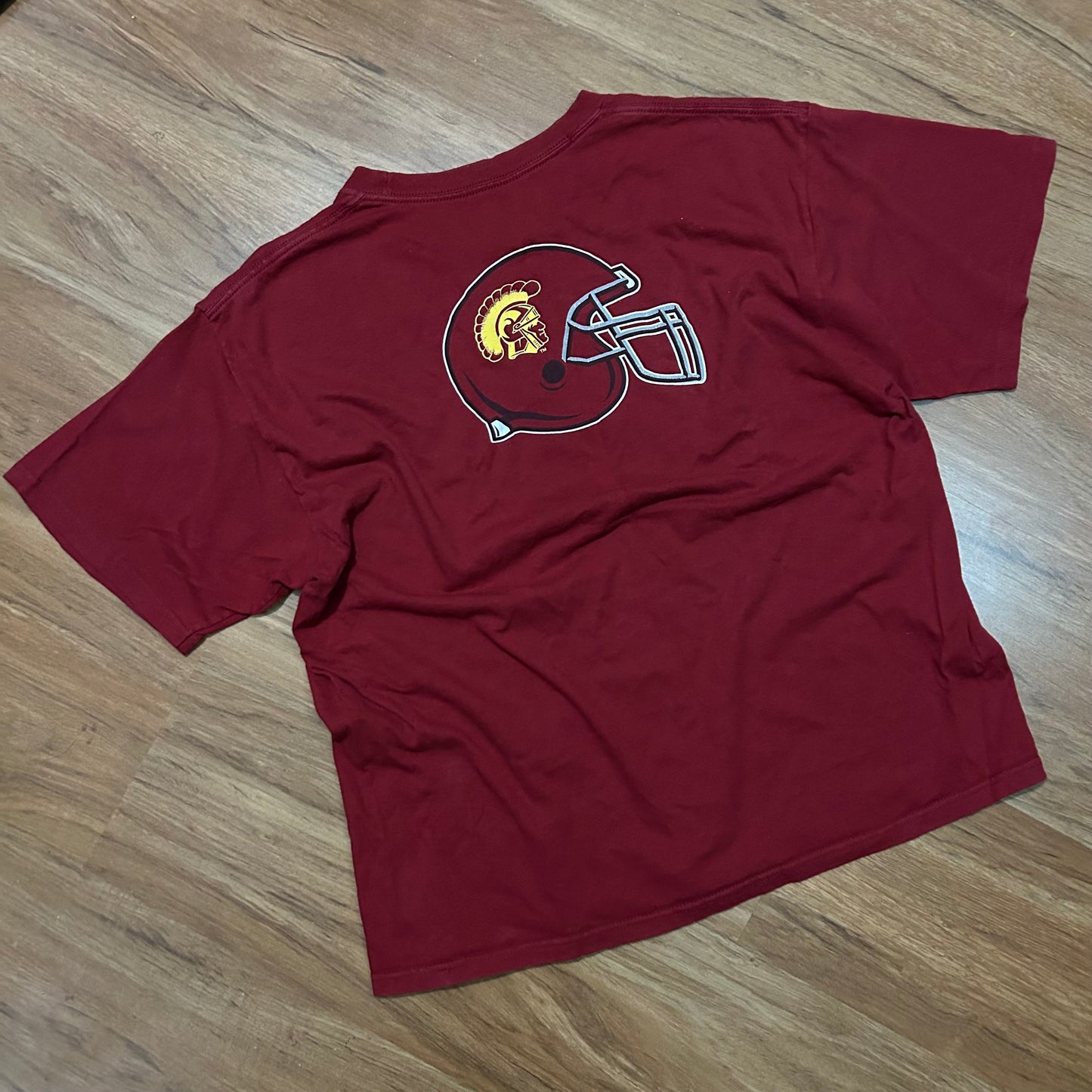 (L) Vintage Y2K Nike USC Trojans Football Helmet Red T-Shirt