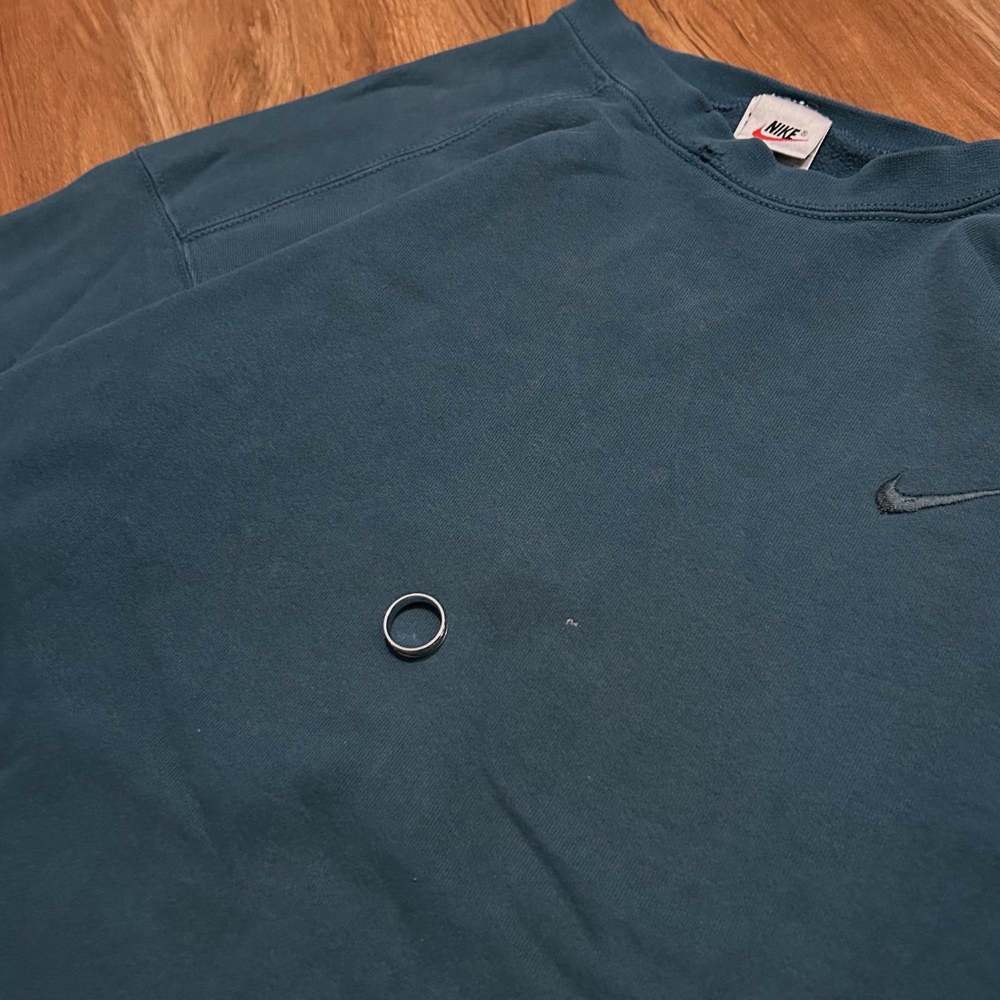 (XL) Vintage 90s Nike Sportswear Embroidered Swoosh Pullover Crewneck