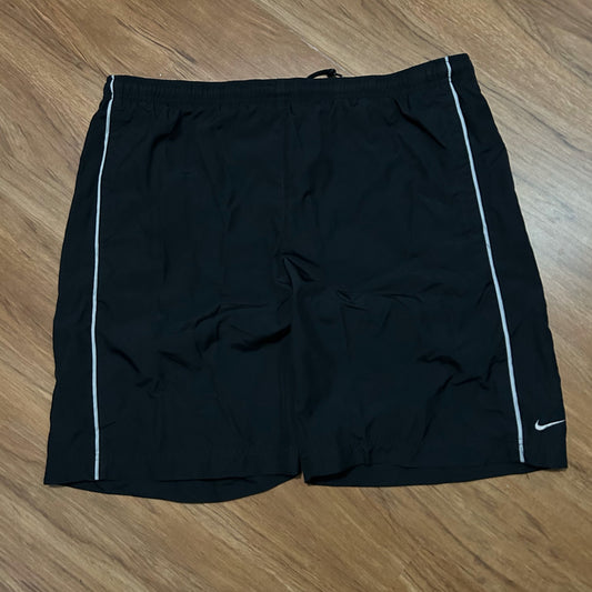 (L) Vintage Y2K Nike Black Mesh Lined Shell Shorts White Piping
