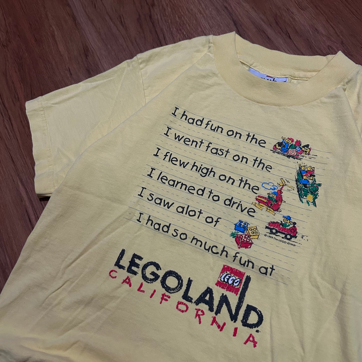 (Kids S) Vintage 90s Legoland California Yellow Graphic T-Shirt