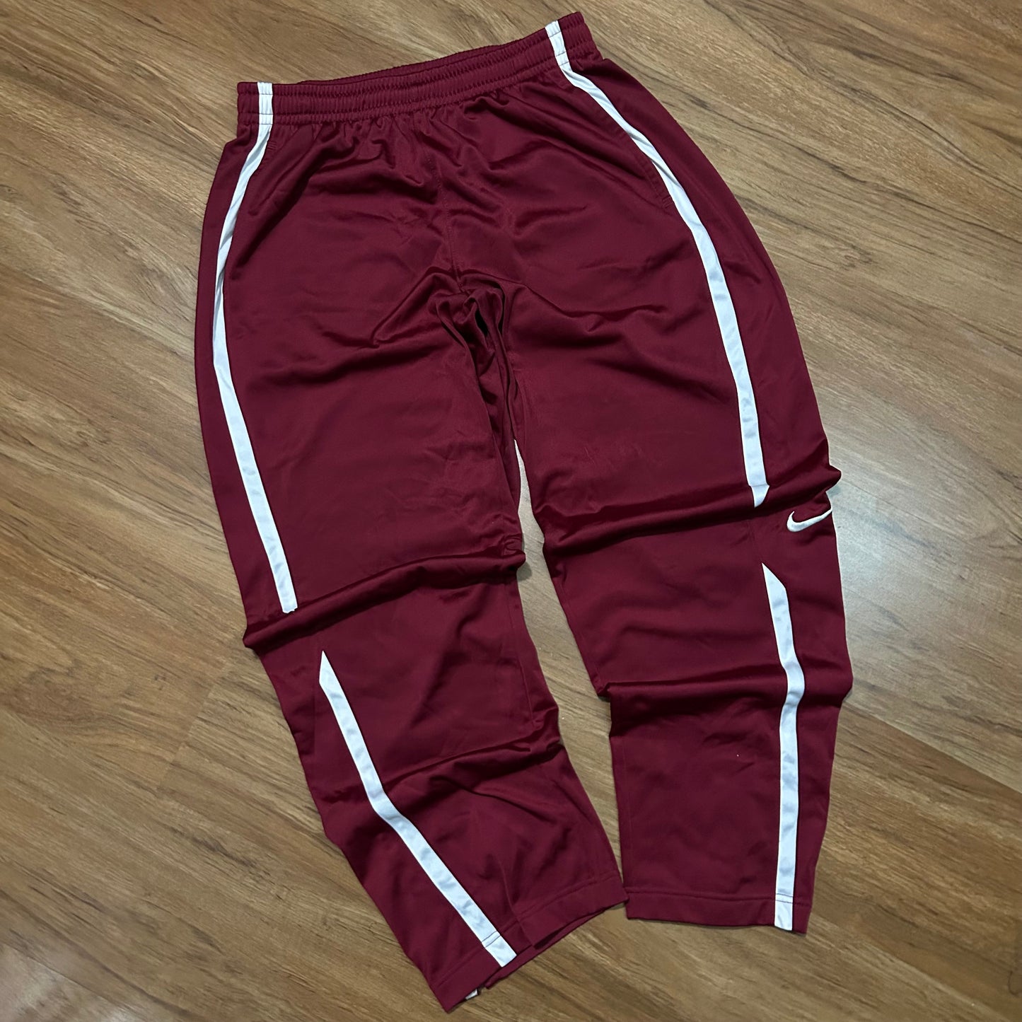 (L) Vintage Y2K Nike Sportswear Burgundy Track Pants