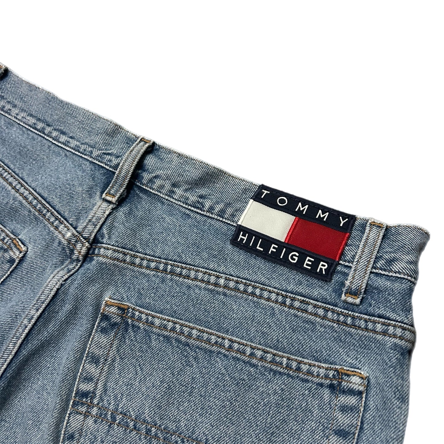 (36) Vintage Tommy Hilfiger Baggy Denim Shorts