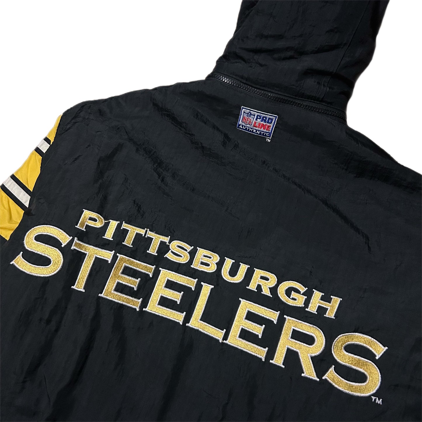 (M) Vintage 90s Logo Athletic Pittsburg Steelers Black Yellow Puffer Jacket