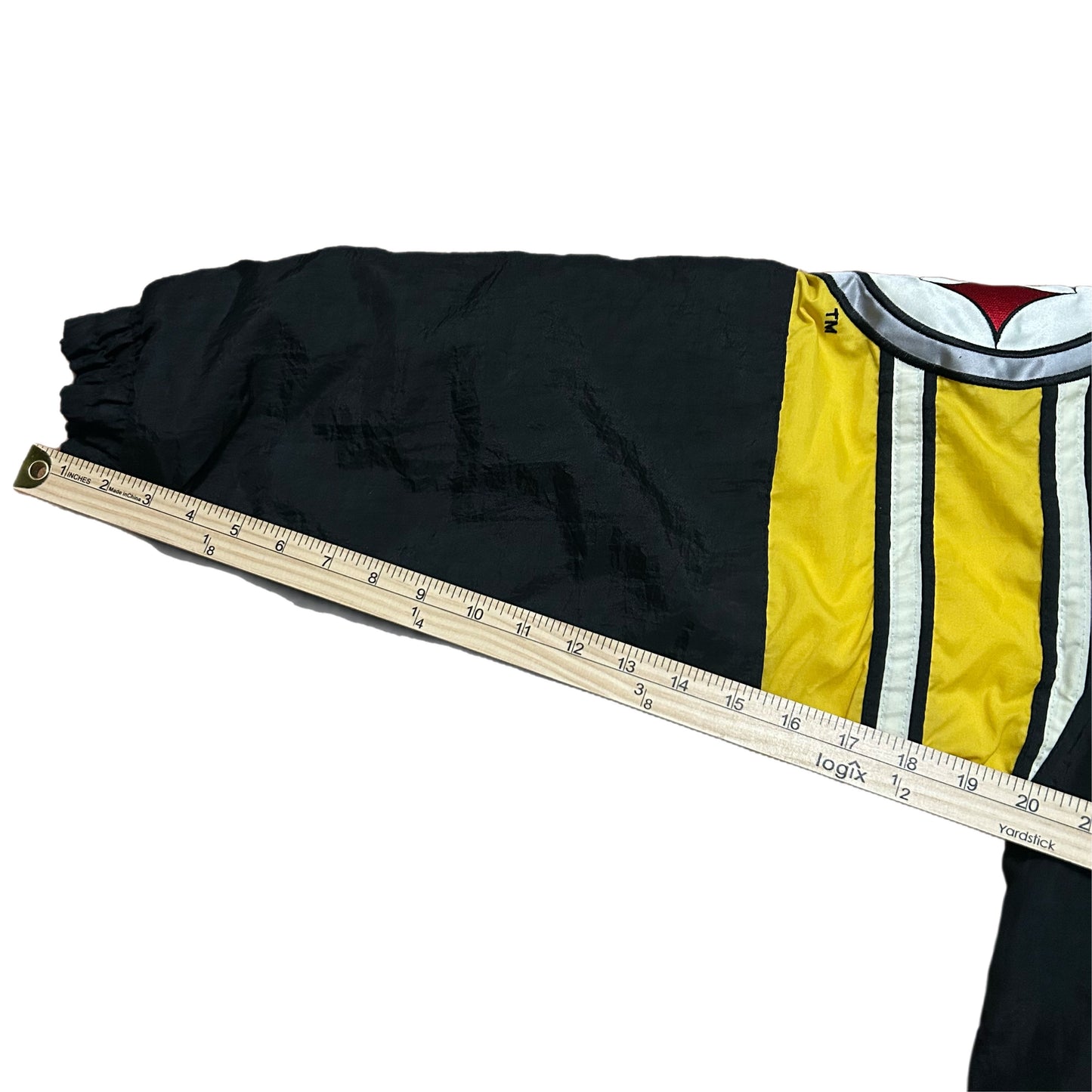 (M) Vintage 90s Logo Athletic Pittsburg Steelers Black Yellow Puffer Jacket