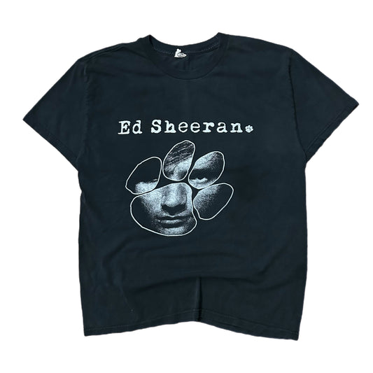 (M) Y2K Ed Sheeran Paw Face Concert Shirt