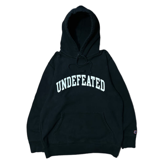 (M) Undefeated Spellout Logo Black Hoodie