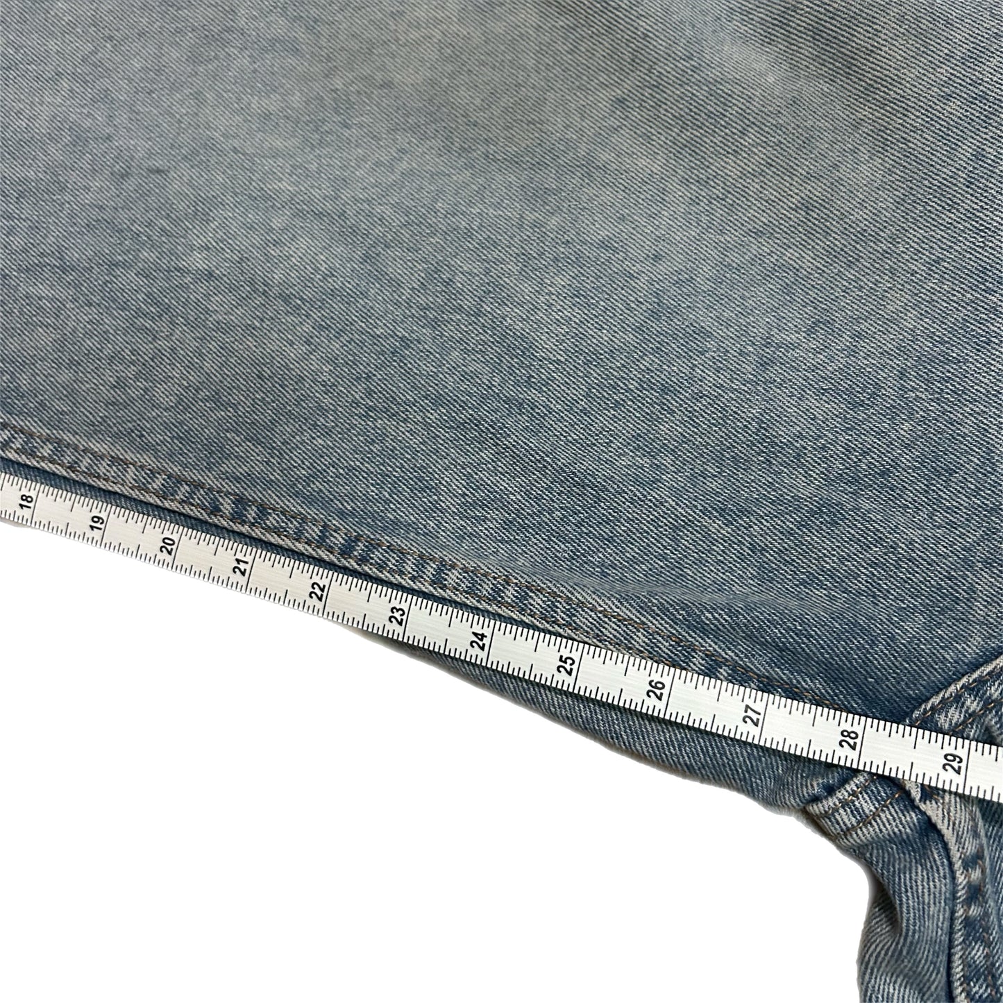 (32) Y2K DC Baggy Light Wash Denim