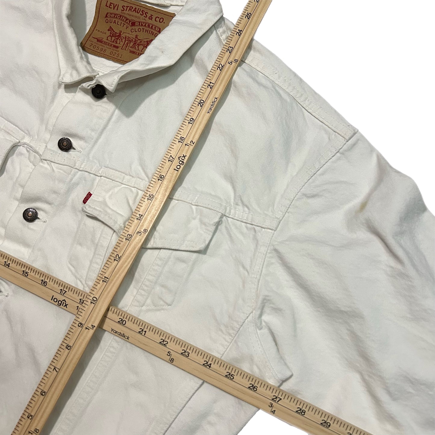 (L) Vintage Levi's White Trucker Jacket