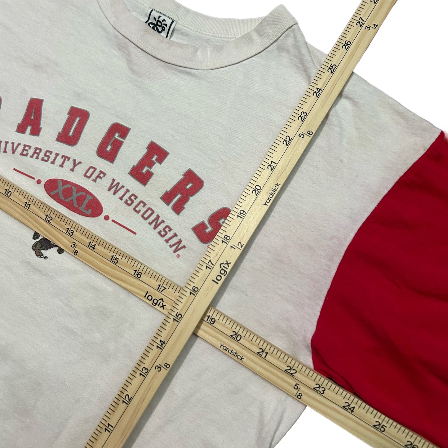(L) Vintage Wisconsin Badgers Two-Tone Longsleeve