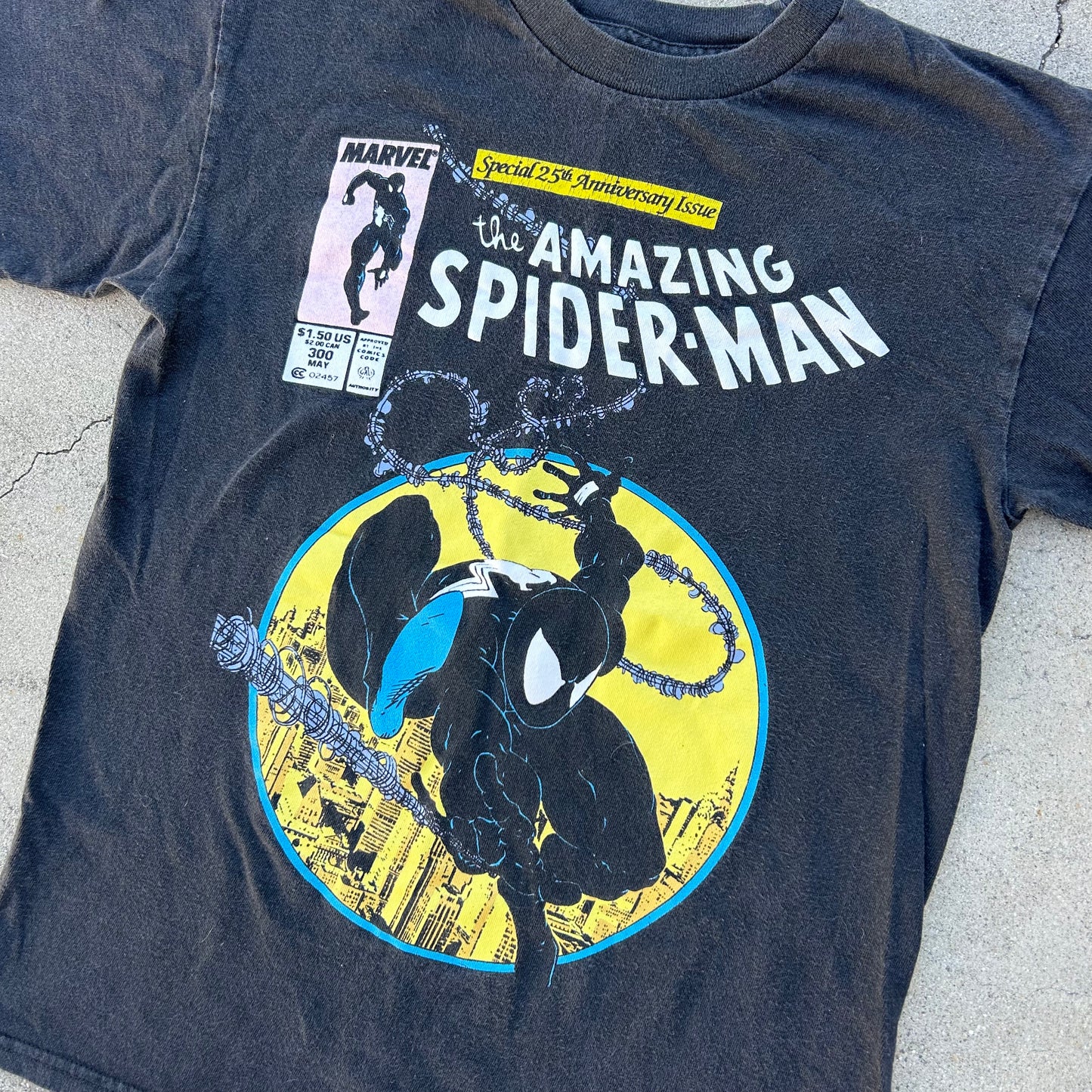 (S) Marvel Amazing Spiderman Black Suit Shirt