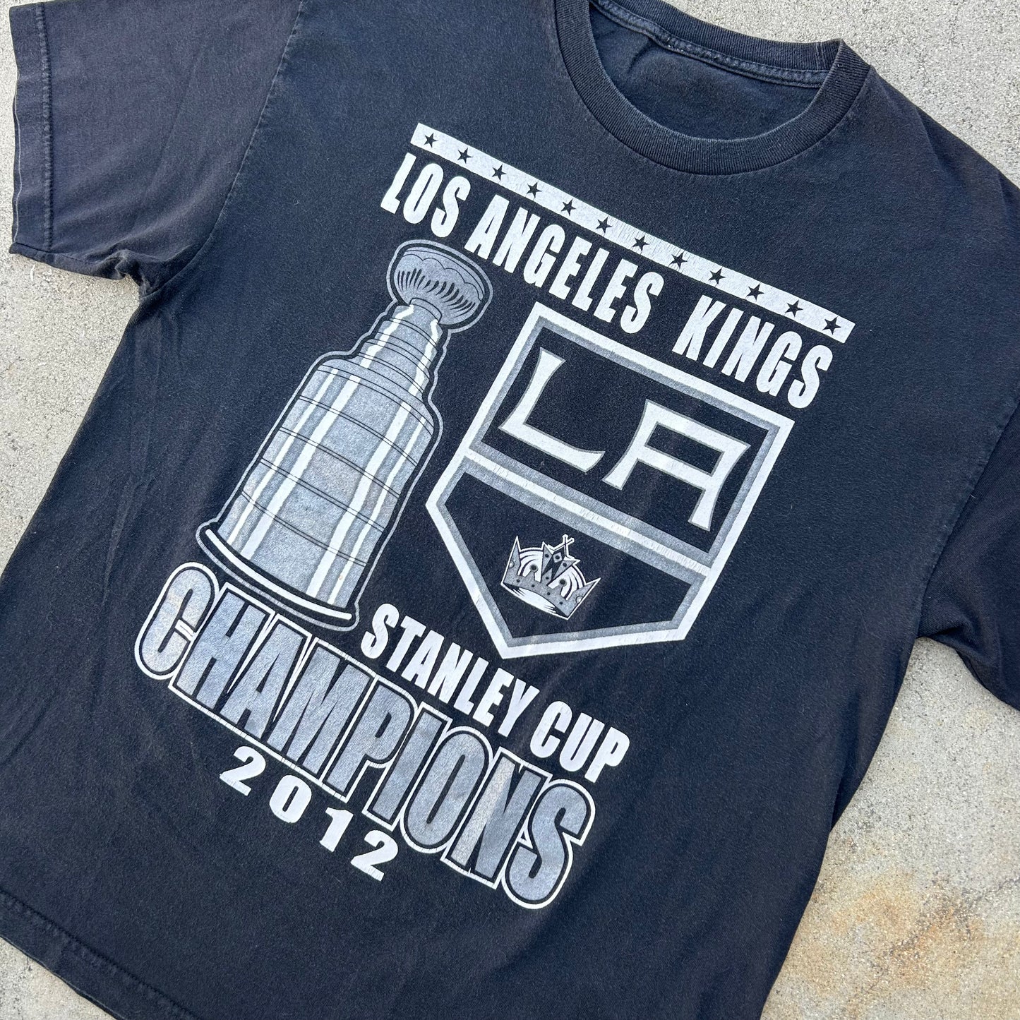 (L) 2012 Los Angeles Kings NHL Stanley Cup Champions Shirt