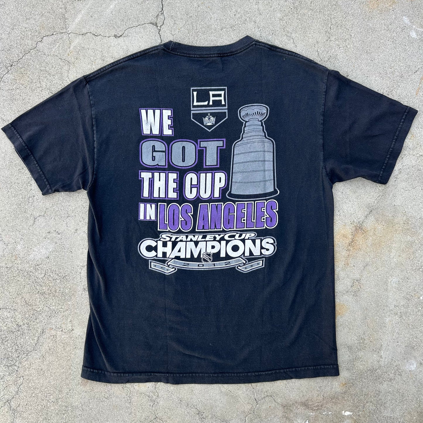 (L) 2012 Los Angeles Kings NHL Stanley Cup Champions Shirt