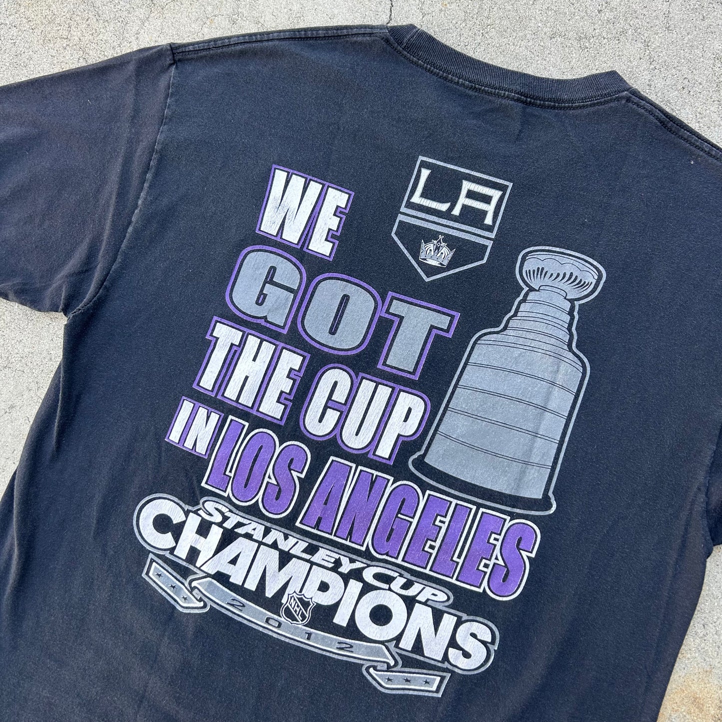 (L) 2012 Los Angeles Kings NHL Stanley Cup Champions Shirt