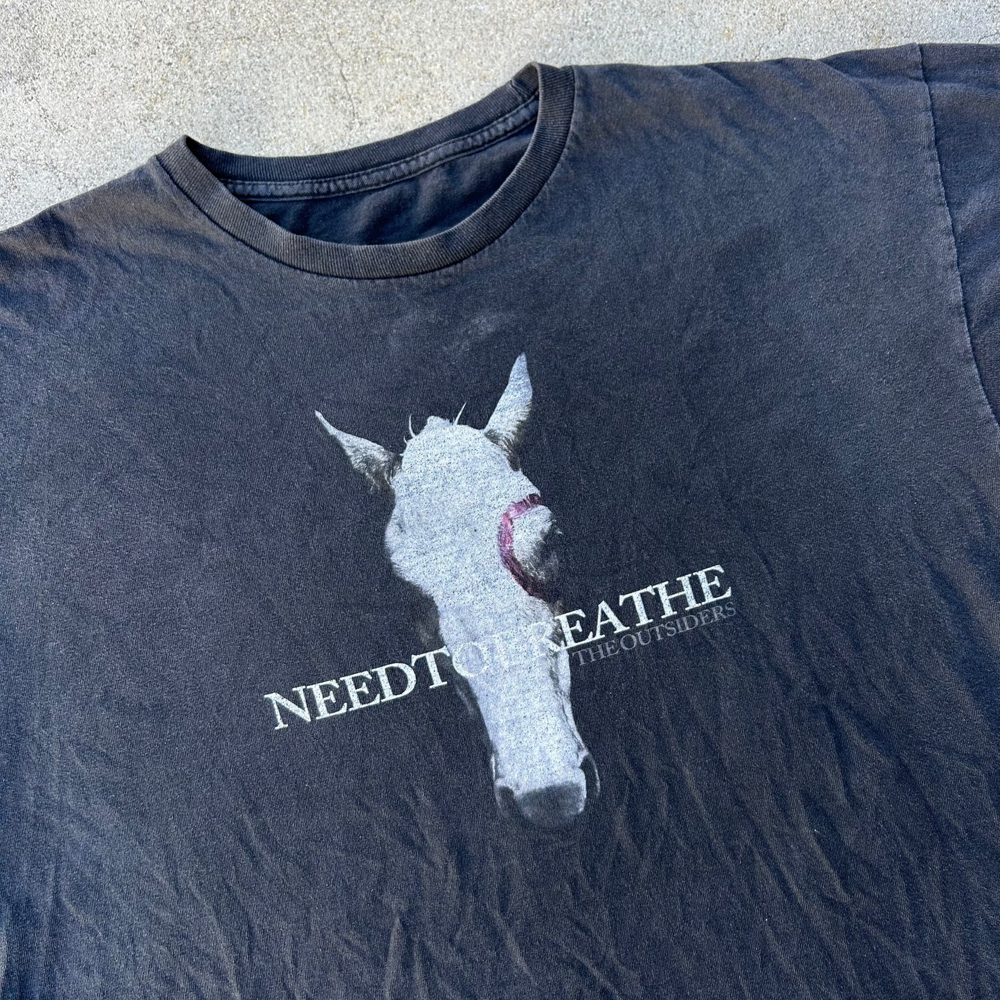 (XL) Vintage NEED TO BREATHE The Outsiders Shirt