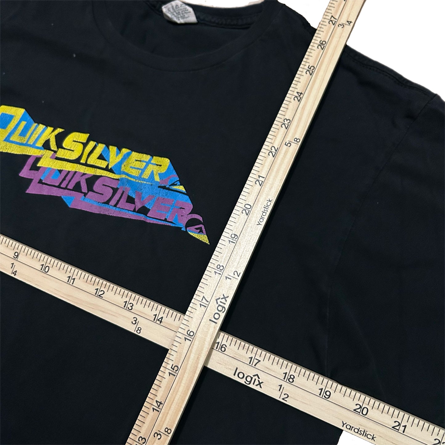 (L) 2000s Quicksilver Multi-Colored Logo Black T-Shirt