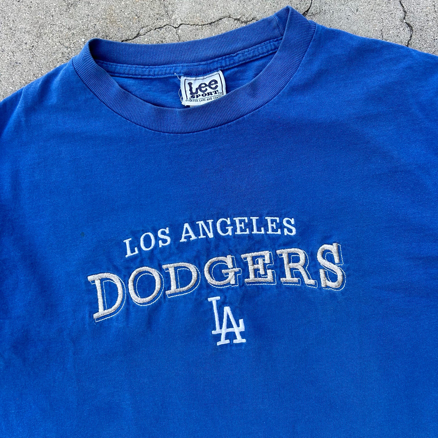 (M) Vintage Lee Sport Los Angeles Dodgers Embroidered Shirt