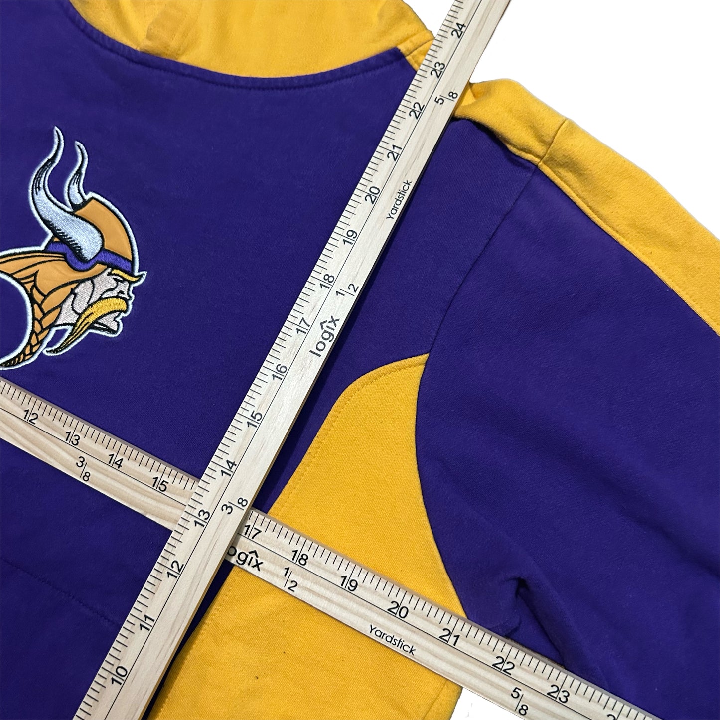 (Youth XL) Y2K Reebok NFL Minnesota Vikings Purple Hoodie